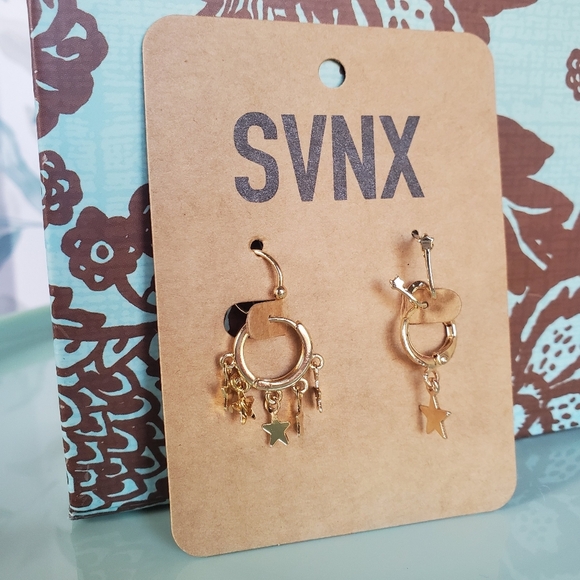 🆑️ SVNX | 4-Pack Earrings w/ Star Details incl Huggie & Ear Cuffs - Picture 1 of 8